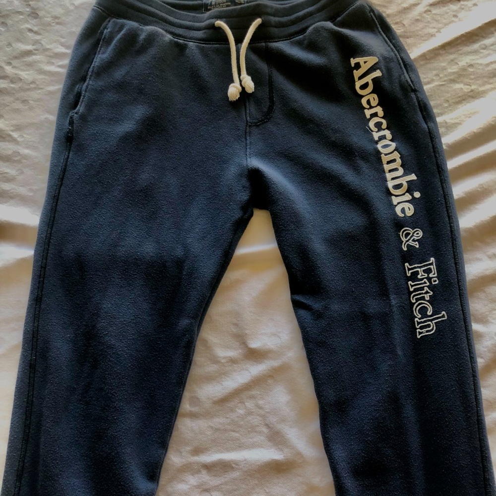 Abercrombie and Fitch Sweatpants. Free Shipping. dark blue, S